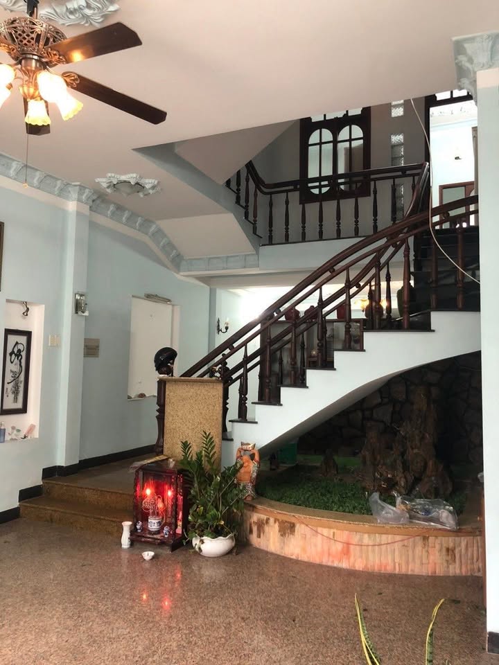 Cho thuê nhà 4 tầng mặt tiền Dương Tự Minh 85m² giá 17 triệu - Vị trí đắc địa cho kinh doanh!