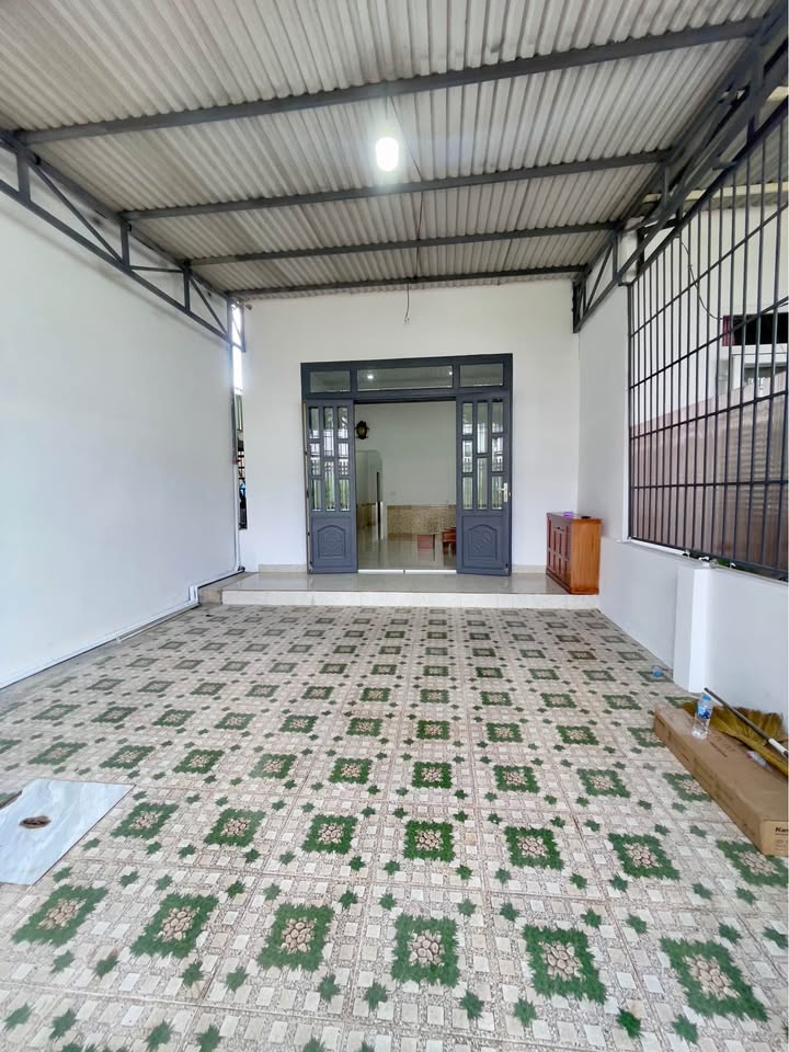 Nhà đẹp hẻm Hà Huy Tập Buôn Ma Thuột 130m² giá 2.95 tỷ - Sẵn sàng vào ở ngay!