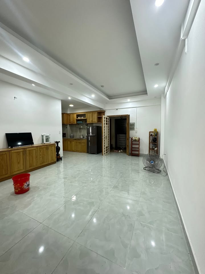 Chung cư Hoà Khánh Đà Nẵng 68m² giá 5.5 triệu - Nội thất cơ bản, sẵn sàng vào ở!