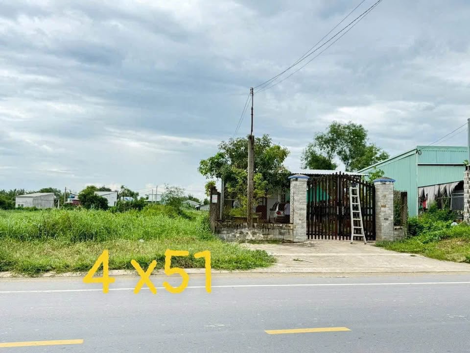 Đất nền Bến Lức, Long An 204m² giá 2.6 tỷ - Đầu tư sinh lời ngay!