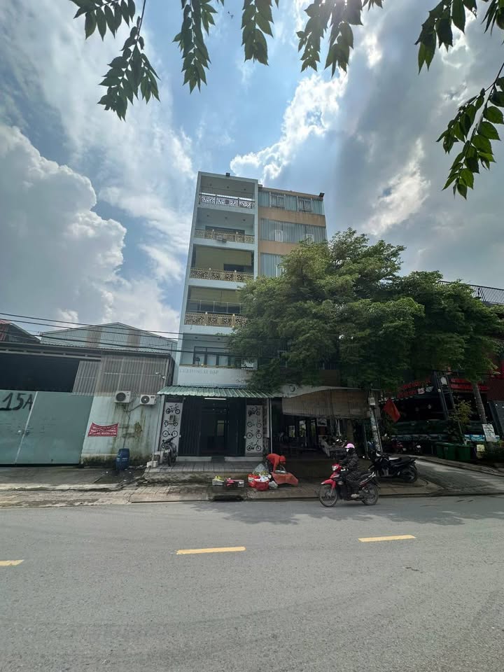 Cho thuê nhà nguyên căn mặt tiền Nguyễn Văn Cự, Bình Tân 90m² - Phù hợp kinh doanh đa dạng!