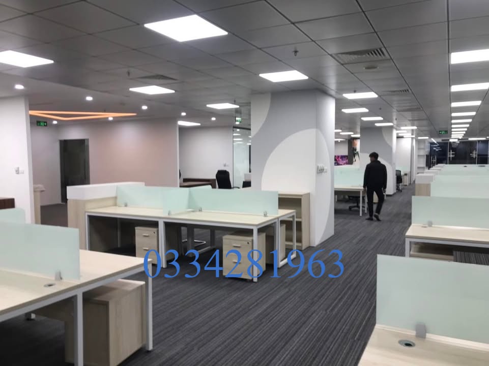 Văn phòng hạng B+ tại Duy Tân, Cầu Giấy 160m² giá 37 triệu - Vị trí đắc địa!