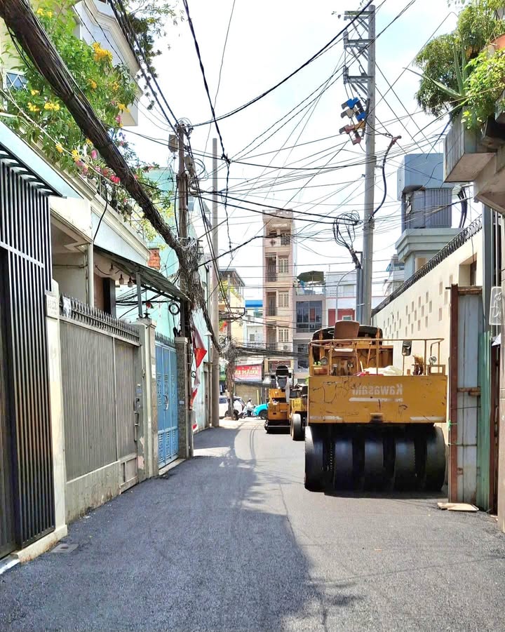 Nhà riêng Cách Mạng Tháng 8 Q.3 52.5m² giá 11 tỷ - Dòng tiền ổn định 200 triệu/năm!