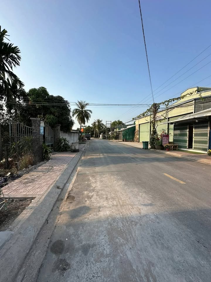 Nhà mặt tiền đường Phan Văn Lại, phường 6, Tân An 140m² giá 4 tỷ - Nhà gần như mới 90%!