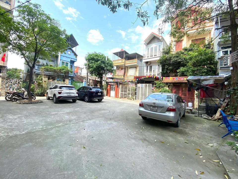 Đất nền phố Tựu Liệt, Hoàng Liệt 70m² giá 7.5 tỷ - Vị trí đắc địa, tiện ích đầy đủ!