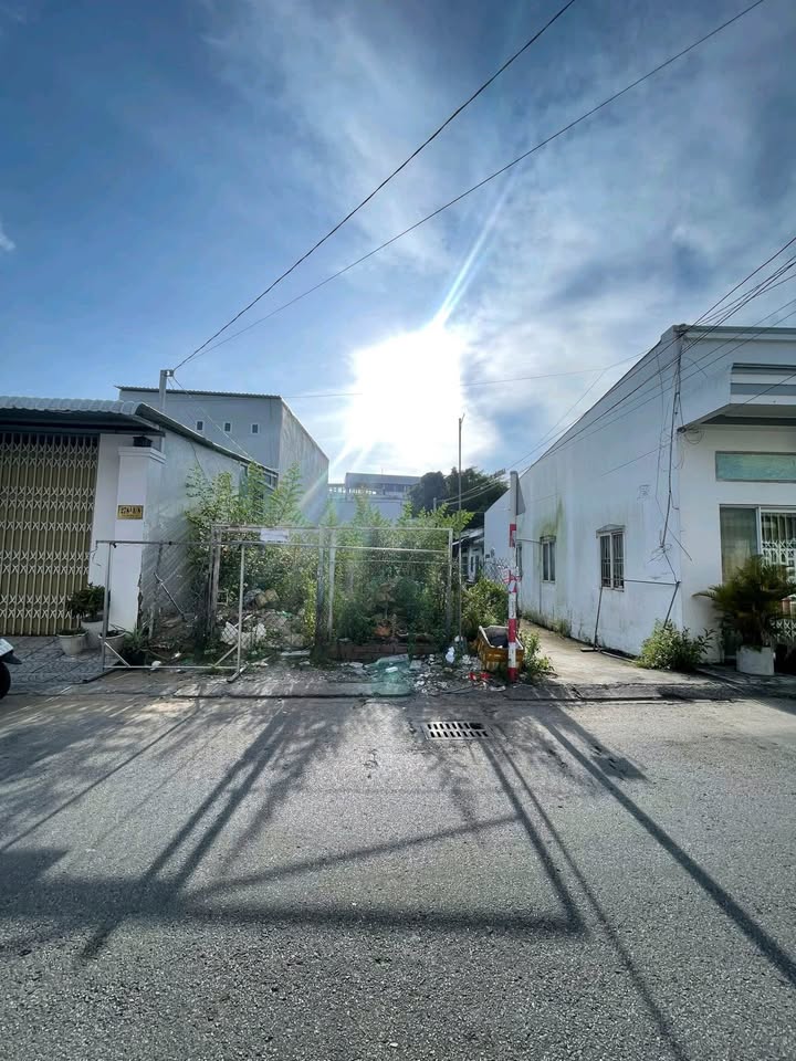 Đất nền góc 2 mặt tiền Trần Vĩnh Kiết 104m² giá 5.3 tỷ - Cơ hội đầu tư hiếm có!