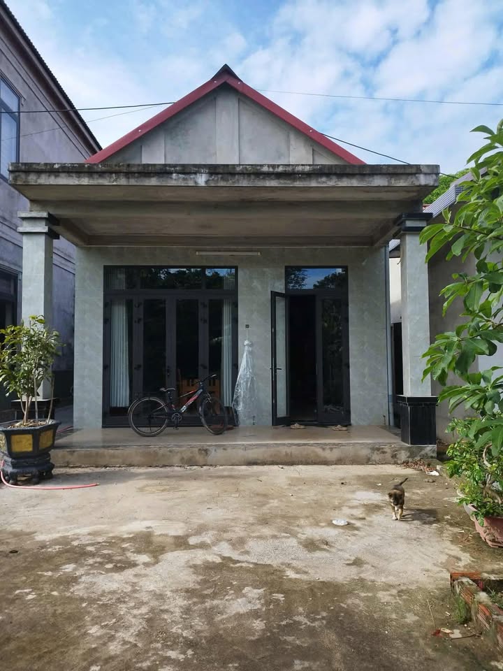 Nhà phố phường 4, Đông Hà 210m² giá 700 triệu - Cơ hội an cư lý tưởng!