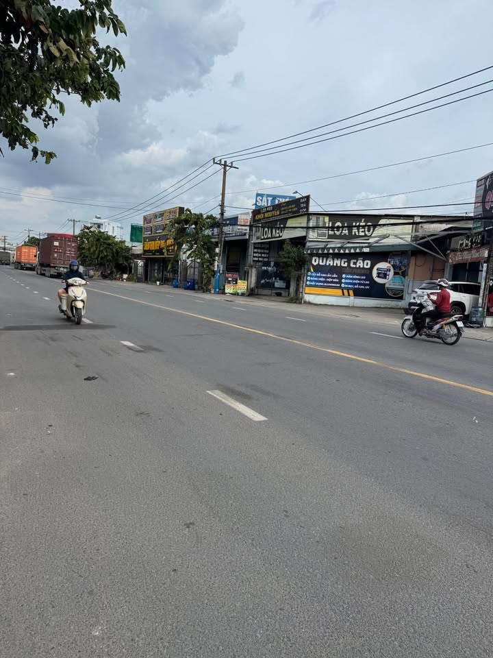 Đất nền Dĩ An 500m² giá 18.5 tỷ - Mặt tiền ĐT743, kinh doanh đa ngành