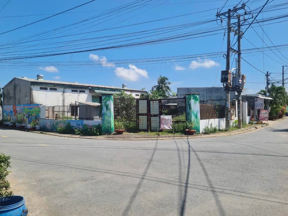 Xưởng cho thuê tại xã Thiện Tân 450m² giá chỉ 6 triệu - Cơ hội kinh doanh tuyệt vời!