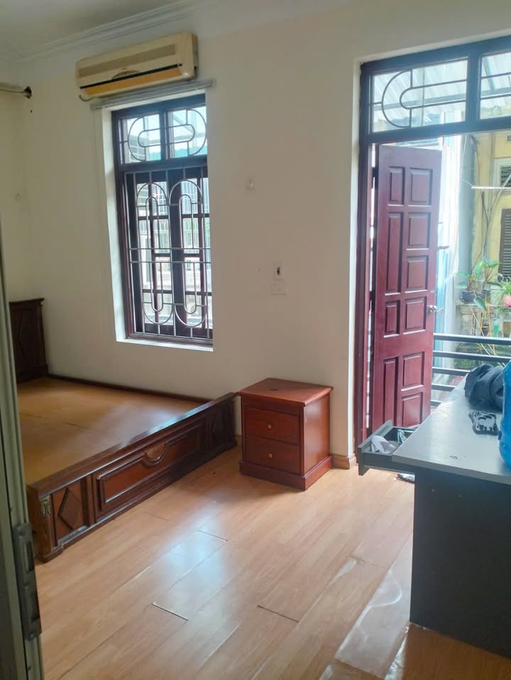 Phòng trọ cho thuê tại Sài Đồng 20m² giá chỉ 2.5 triệu - Không bao giờ bị ngập!