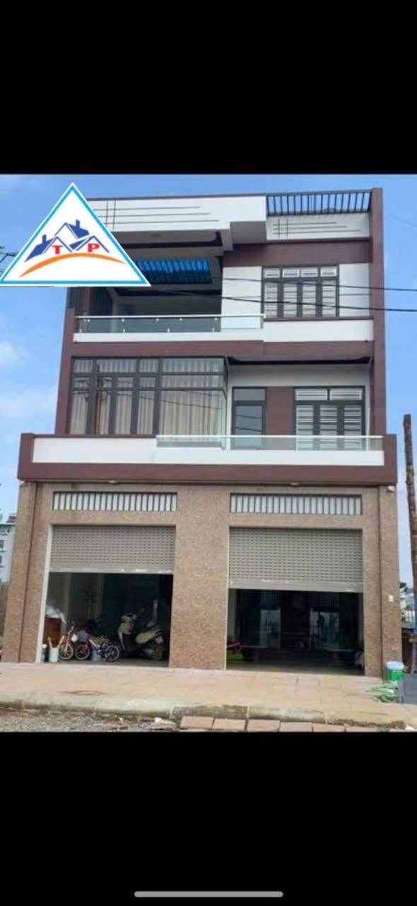 Nhà 3 tầng kinh doanh đắc địa tại phường Đông Phong, 120m² - Giá 3.25 tỷ, sẵn sàng giao dịch!