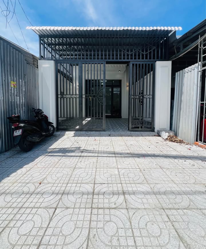 Nhà mặt tiền Lâm Quang Ky Rạch Giá 135m² giá 2.79 tỷ - Kinh doanh thuận lợi!