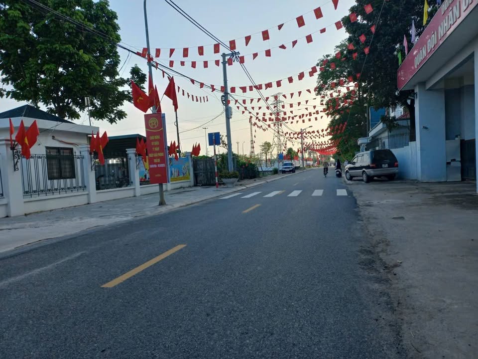 Nhà 6 tầng phố Phạm Văn Nghị, Cổ Nhuế 2, 43.5m² chỉ 6.6 tỷ - Ngôi nhà lý tưởng cho gia đình!