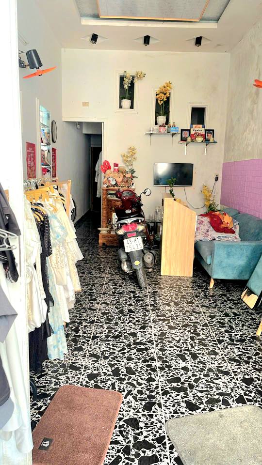 Nhà bán gấp đường Lê Độ, Thanh Khê, Đà Nẵng 40m² - Giá chỉ 2.3 tỷ