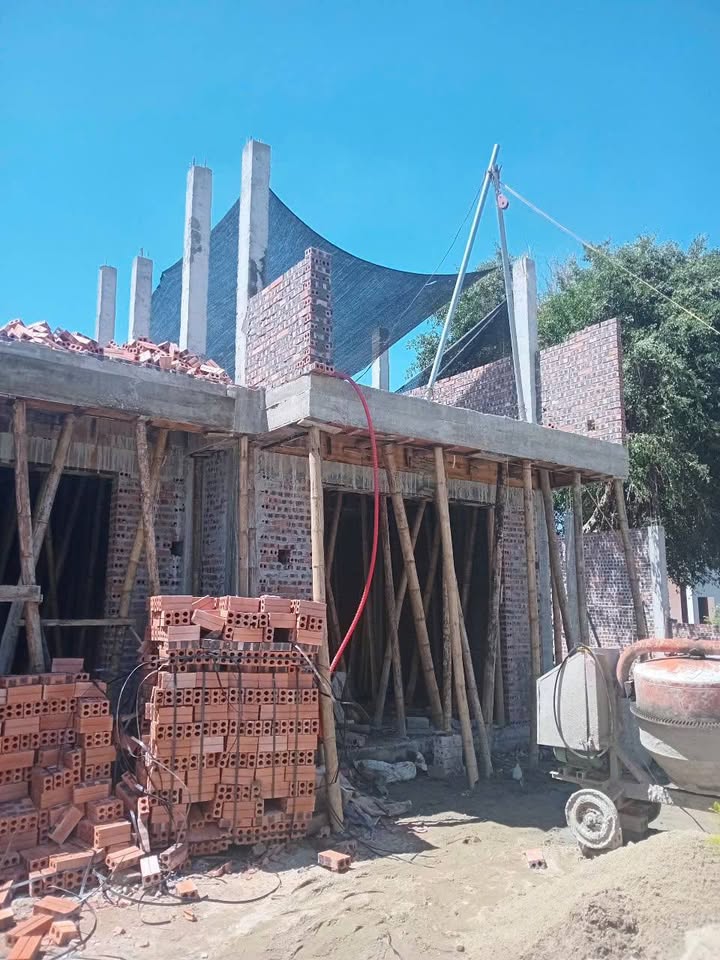 Nhà 2 tầng tại Phường Quảng Thành, 64m² giá chỉ 1 tỷ - Thiết kế hiện đại, dọn vào ở ngay!