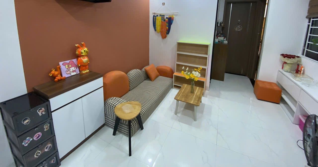 Căn hộ Vincom Phạm Ngọc Thạch 52m² giá 2.35 tỷ - Tiện ích đầy đủ, gần chợ Xanh!