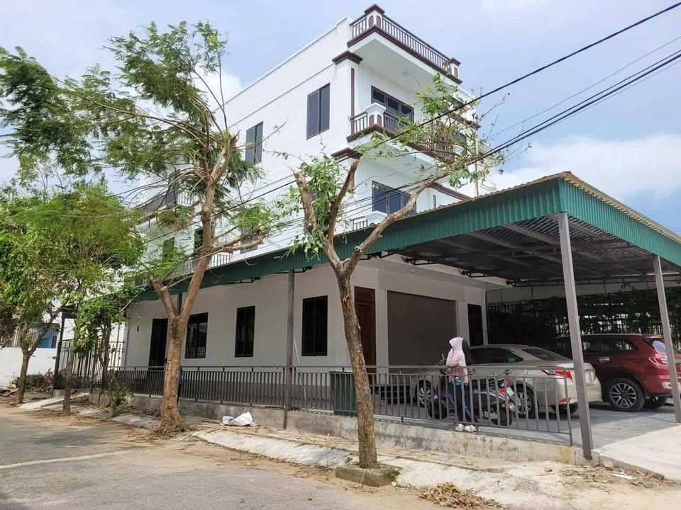 Nhà cho thuê 3 tầng tại đường Lê Viết Thuật, 250m² - Không gian lý tưởng cho kinh doanh