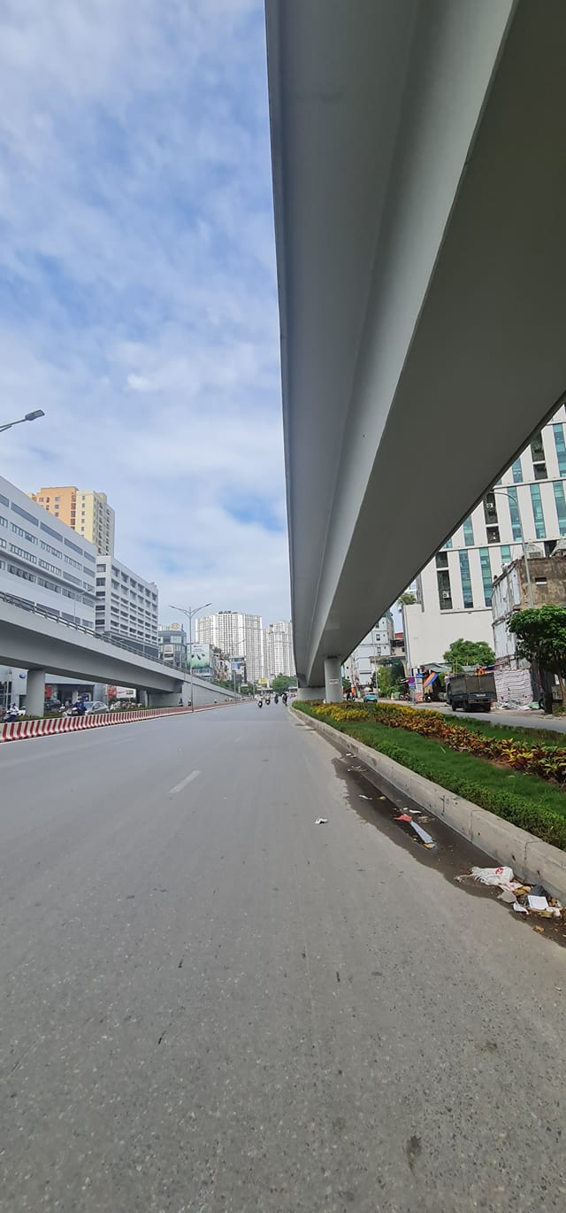 Nhà đẹp Minh Khai 5 tầng giá chỉ 5.5 tỷ - Sẵn sàng chốt ngay!