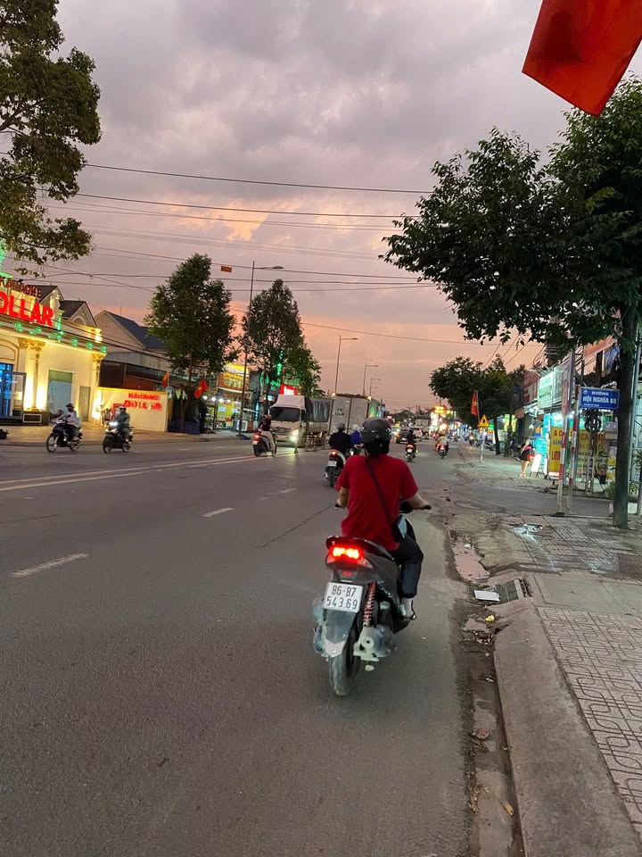 Đất nền Tân Uyên 100m² giá 1.7 tỷ - Đầu tư sinh lời cực tốt!