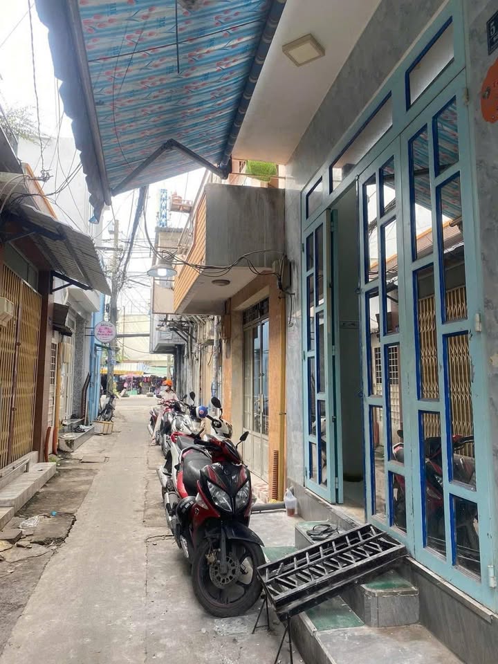 Nhà 2 tầng đường Phạm Thế Hiển, Quận 8 - 37.2m² giá 2.95 tỷ - Sổ hồng riêng