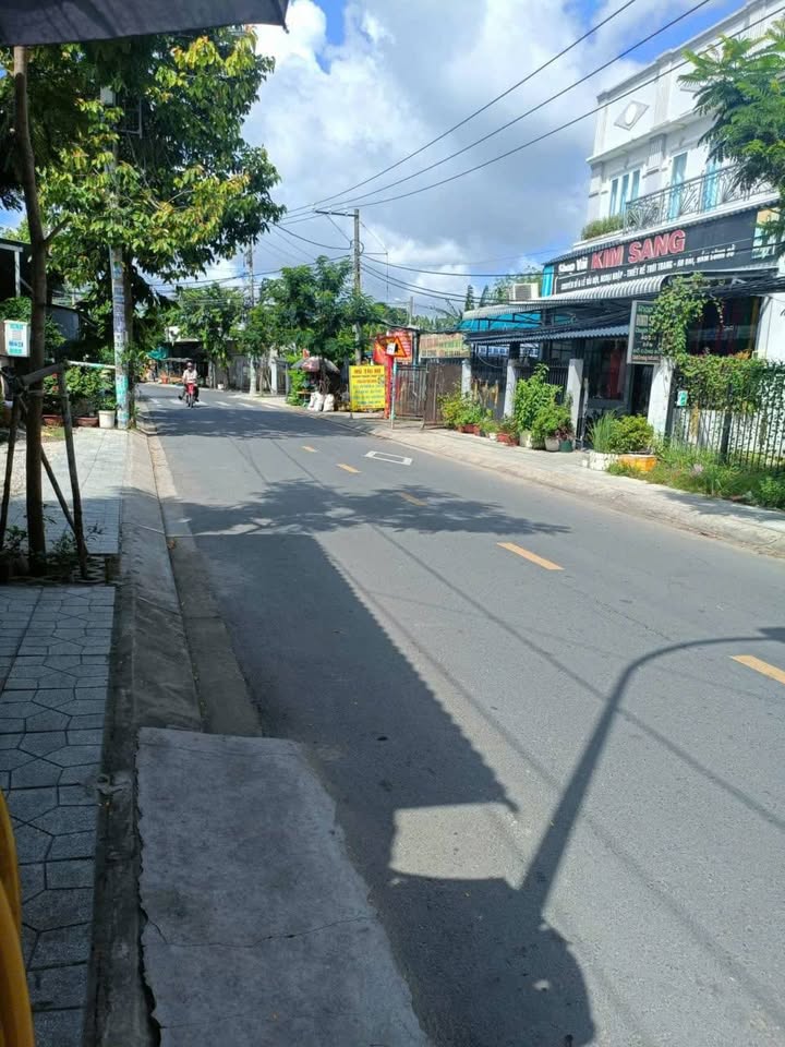 Bán gấp FrontHouse Hóc Môn 385m² giá 11.9 tỷ - Tiềm năng đầu tư lớn!