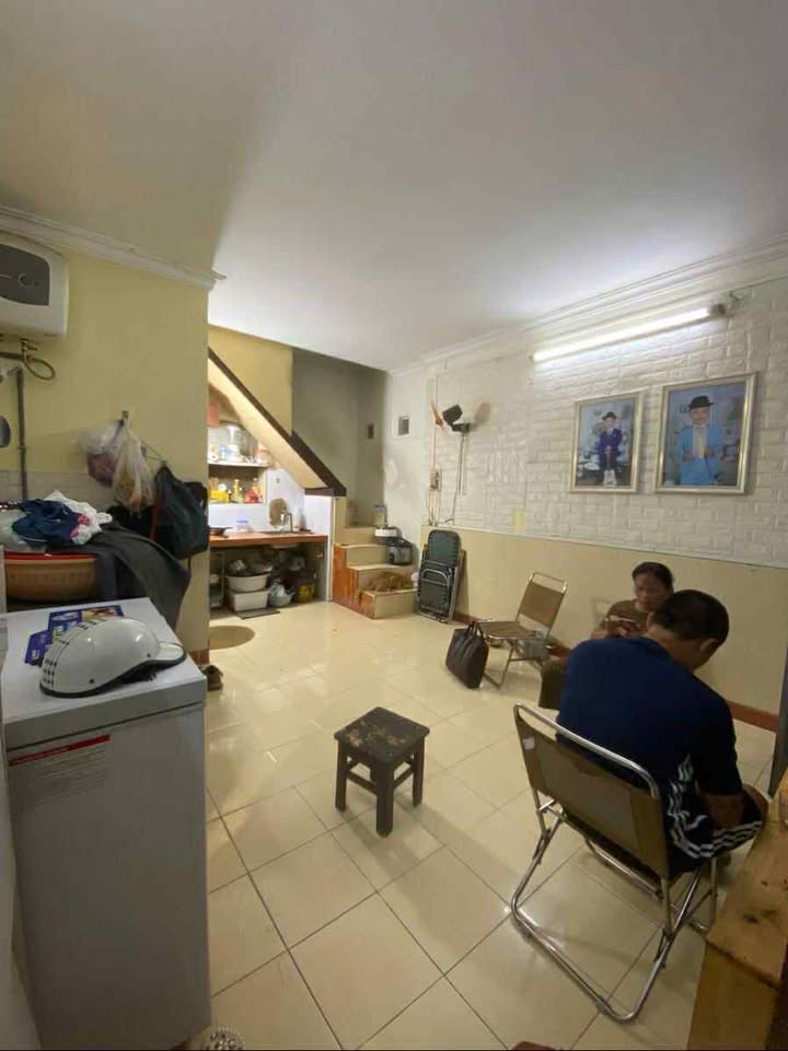 Nhà riêng Trương Định, Hai Bà Trưng 25m² giá 4.2 tỷ - Sổ đỏ chính chủ, ô tô cách phố 50m!