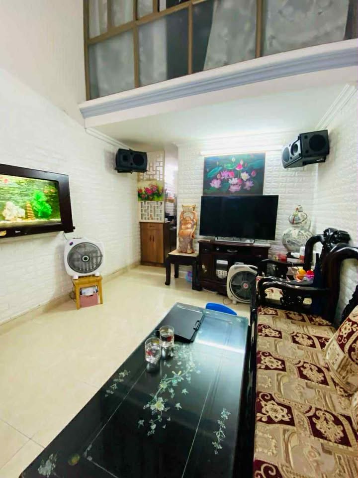 Nhà riêng Nguyễn Lương Bằng Đống Đa 28m² giá 5,5 tỷ - Sổ đỏ chính chủ, ở ngay!