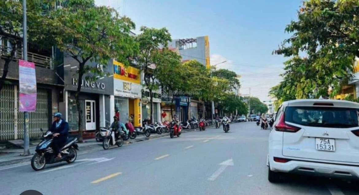 Đất 2 mặt tiền Trường Chinh, TP. Huế 699m² giá 27.96 tỷ - Cơ hội đầu tư sinh lời!