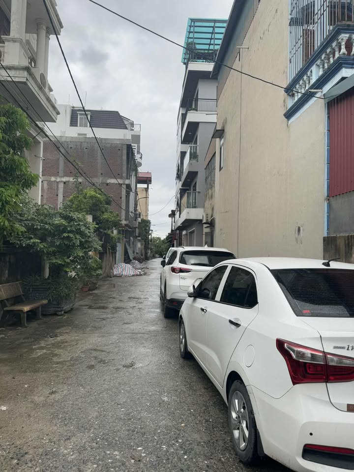 Đất nền Trâu Quỳ 70,3m² giá 7 tỷ - Nở hậu, ô tô vào nhà!