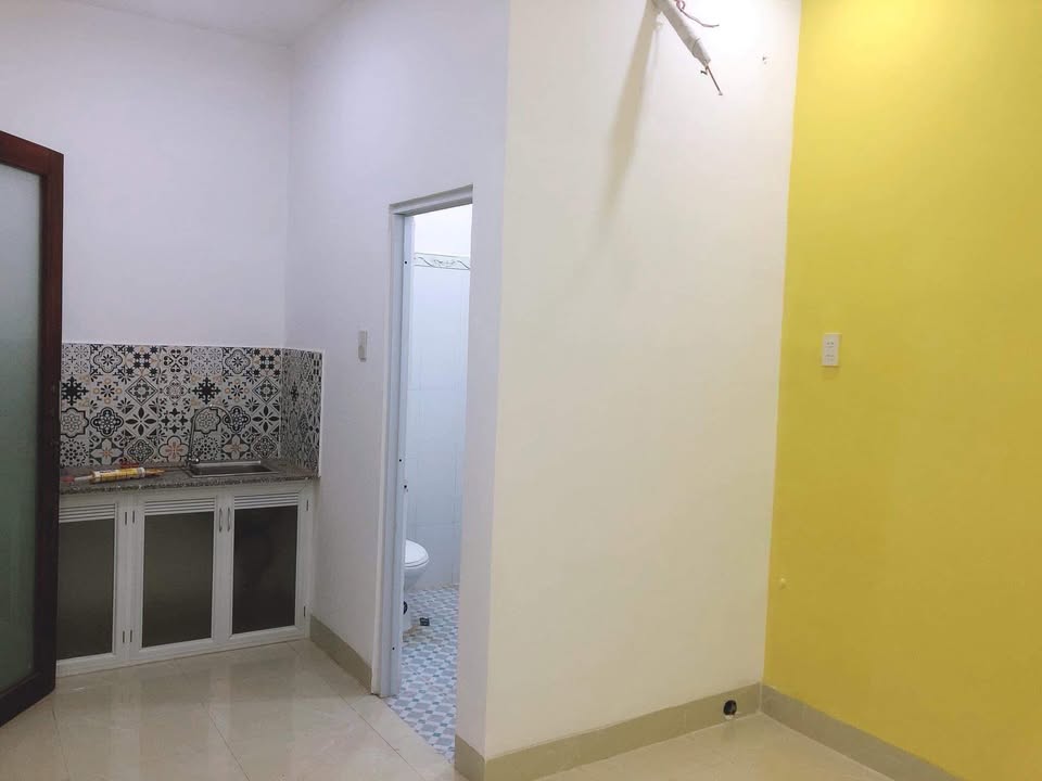 Phòng cho thuê tại Nha Trang 20m² giá 1.1 triệu - Không gác, giờ giấc tự do!