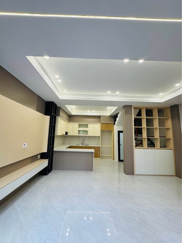 Nhà đẹp Miếu Hai Xã 41m² giá 3.6 tỷ - Sổ đỏ chính chủ