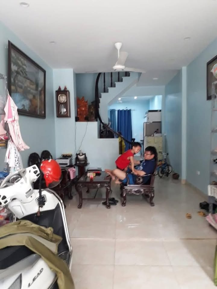 Nhà cho thuê 60m² tại KDC 918, Phúc Đồng - Nội thất đầy đủ, giá chỉ 12 triệu!