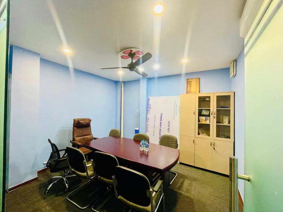 Cho thuê văn phòng 120m² tại Nguyễn Trãi, Thanh Xuân - Mặt đường tiện lợi, giá từ 16 triệu!