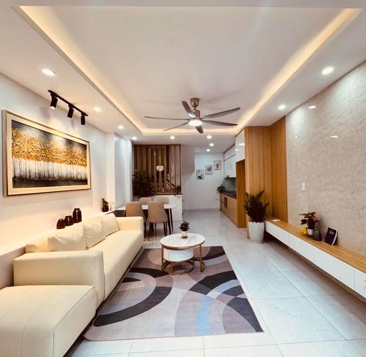 Nhà phố Quan Nhân, Thanh Xuân 35m² giá 12 tỷ - Kinh doanh thuận lợi!