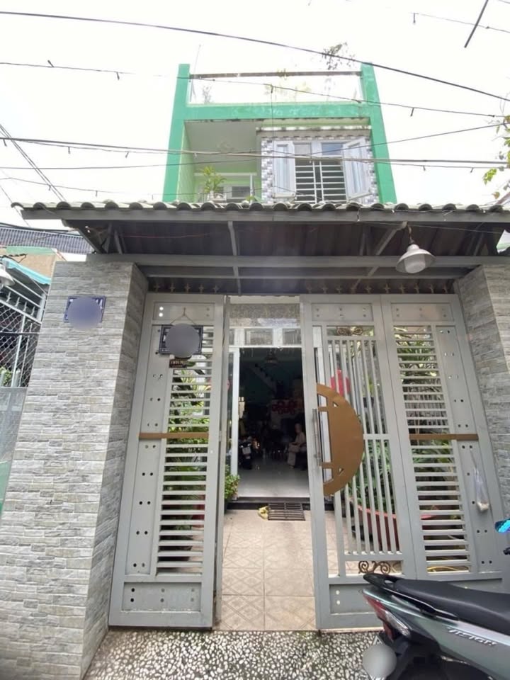 Nhà riêng Hẻm 756 Đoàn Văn Bơ, Quận 4 - 84m² giá 5.4 tỷ - Thiết kế 3 tầng hiện đại!