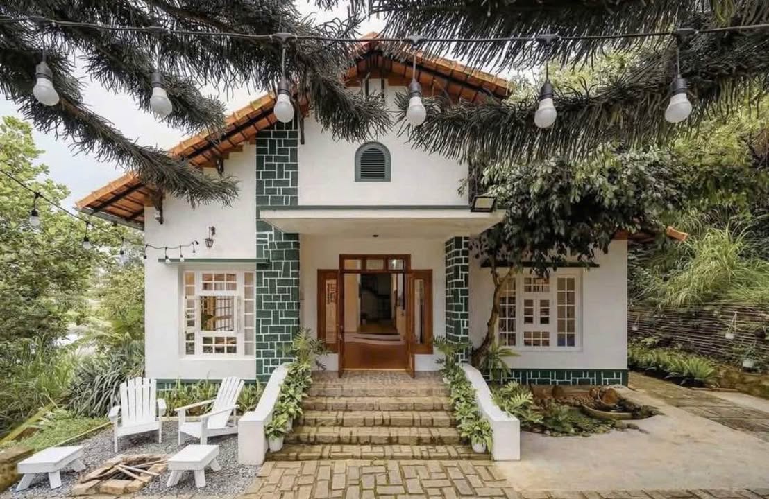 Homestay cho thuê 300m² đường Hùng Vương, Đà Lạt - Không gian yên tĩnh, thoáng mát!