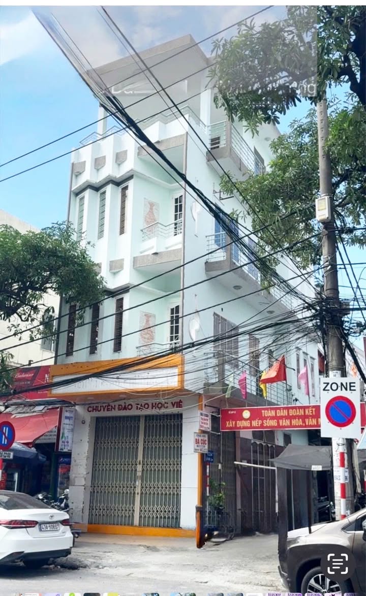 Nhà mặt tiền 4 tầng đường Hoàng Diệu, Hải Châu 40m² giá 6.5 tỷ - Cơ hội đầu tư hấp dẫn!