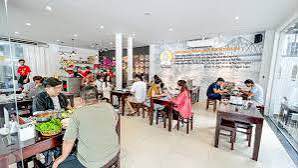 Cho thuê mặt bằng kinh doanh phố Ngụy Như Kon Tum 100m² - Vị trí đắc địa, sẵn sàng hoạt động!