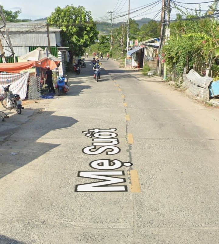 Nhà cấp 4 mặt tiền đường Mẹ Suốt, Liên Chiểu, Đà Nẵng - Diện tích 99.6m² giá 3.4 tỷ - Cơ hội đầu tư tuyệt vời!