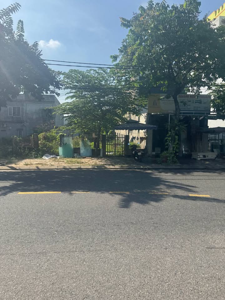 Đất mặt tiền đường Phùng Hưng, Đà Nẵng 100m² giá 8.25 tỷ - Sẵn sàng đầu tư!