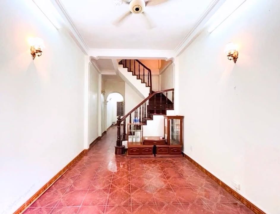 Nhà phố Khương Trung, Thanh Xuân 58m² giá 13.6 tỷ - Ô tô vào nhà, kinh doanh thuận lợi!