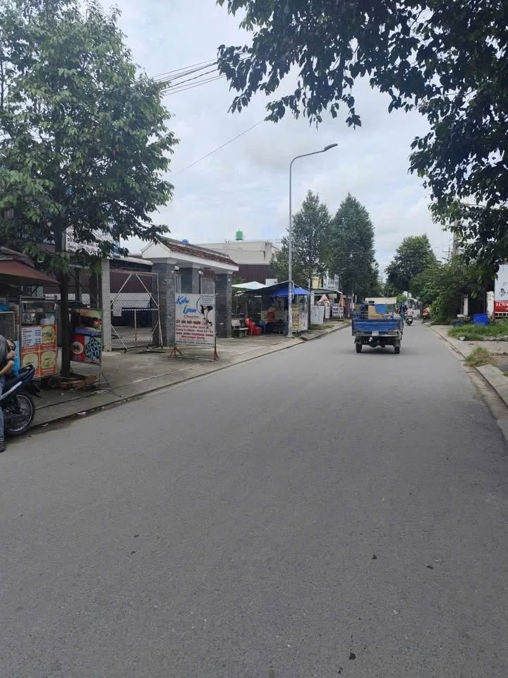 Nhà cấp 4 mặt tiền đường Hàng Quốc, 300m² giá 6.9 tỷ - Cơ hội đầu tư sinh lời!