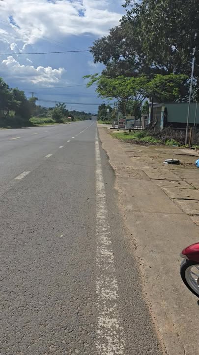 Mặt tiền QL14 Đăk Hà 270m² giá 1 tỷ - Kinh doanh sầm uất!