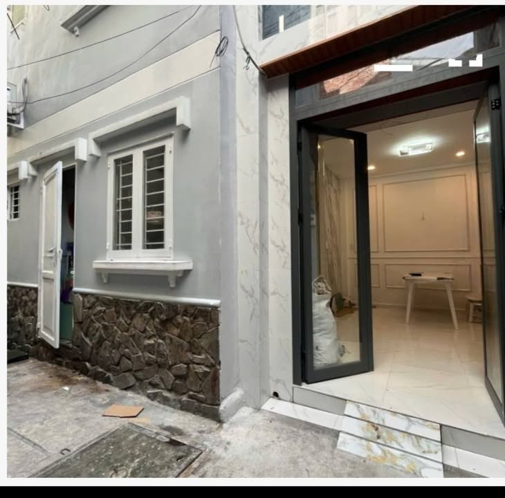 Nhà phố Đồng Đen Tân Bình 30m² giá 4.6 tỷ - Nhà mới, pháp lý chuẩn