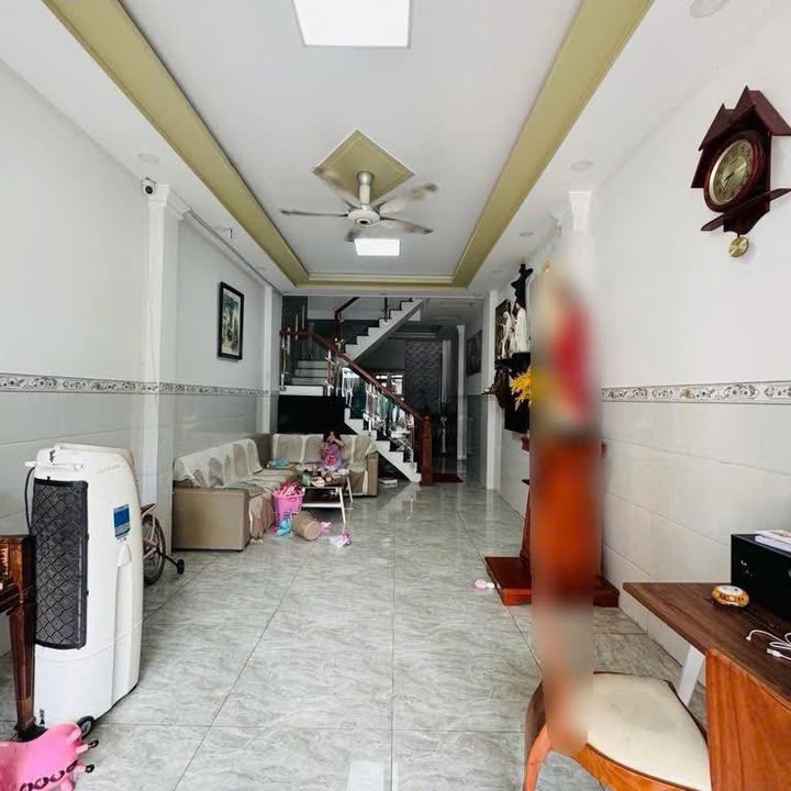 Nhà 3 tầng Tân Phú 67m² giá 6.7 tỷ - Khu vực an ninh, dân trí cao!