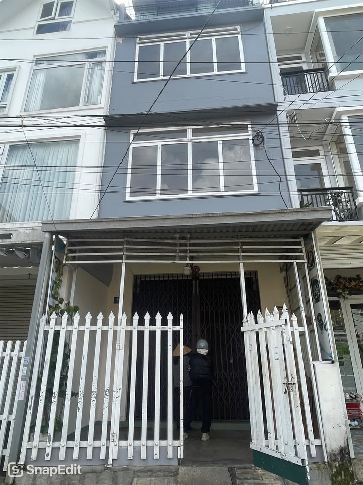 Nhà nguyên căn cho thuê mặt tiền ô tô Tô Ngọc Vân, Đà Lạt 10 triệu/tháng - Phù hợp kinh doanh & nghỉ dưỡng!