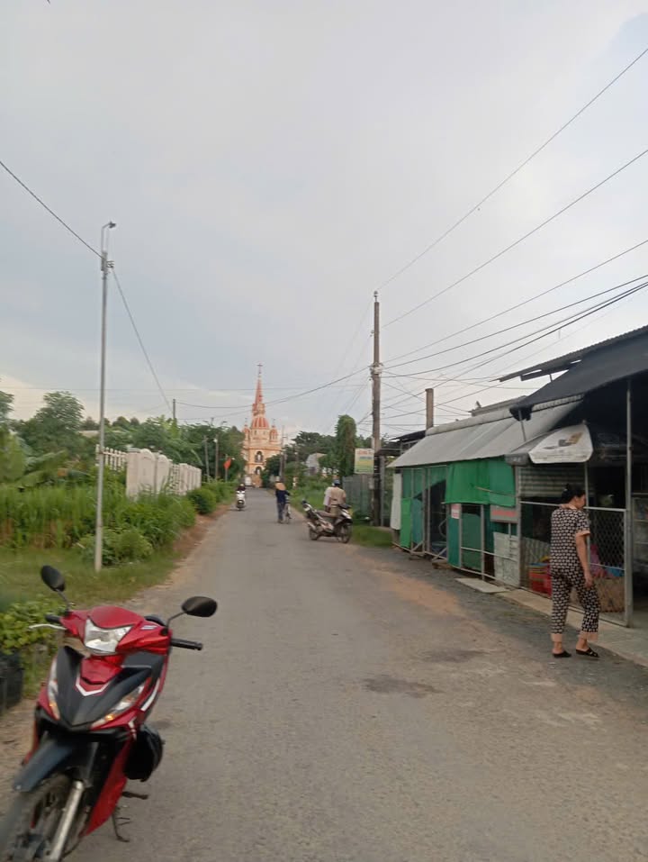 Đất nền 2 mặt tiền tại xã Vinh Kim, Cầu Ngang, Trà Vinh 750m² chỉ 1.8 tỷ - Cơ hội đầu tư tuyệt vời!