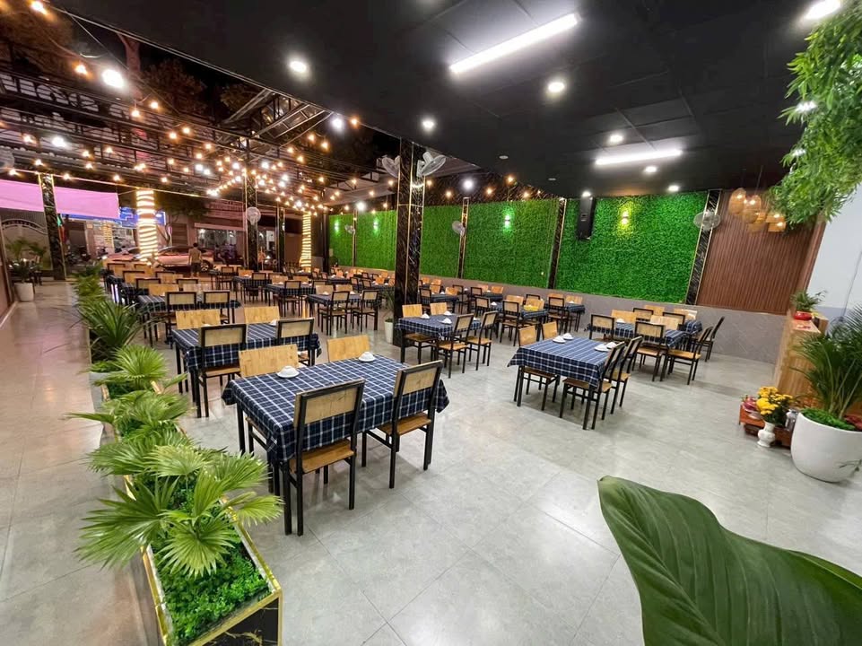 Quán nhậu cho thuê tại Tân An, Buôn Ma Thuột - Diện tích 375m², giá 20 triệu/tháng - Setup đầy đủ, sẵn sàng hoạt động!