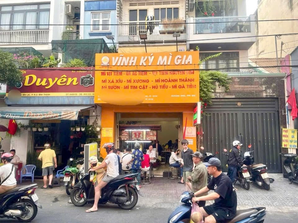 Nhà Mặt Tiền Nguyễn Văn Lạc, Bình Thạnh 64m² giá 30 triệu - Siêu vị trí khu sinh viên!