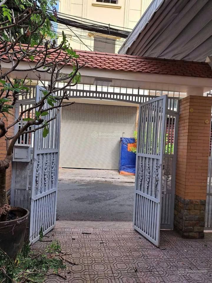 Nhà nguyên căn cho thuê đường Út Tịch, Tân Bình 120m² - Khu VIP, giá 31 triệu/tháng